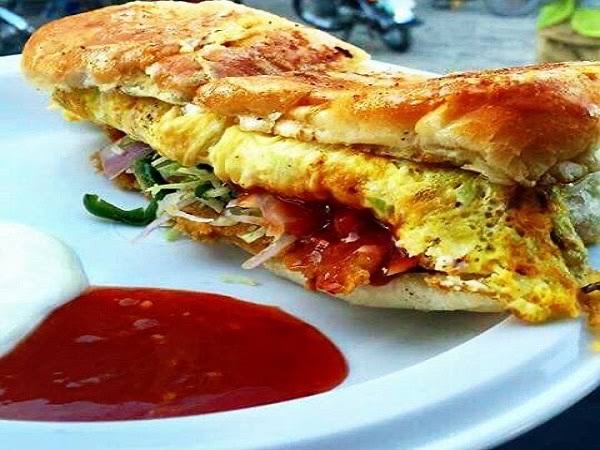 Delicious street foods to try in Lahore