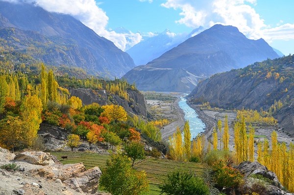 Popular tourist areas to visit in Pakistan