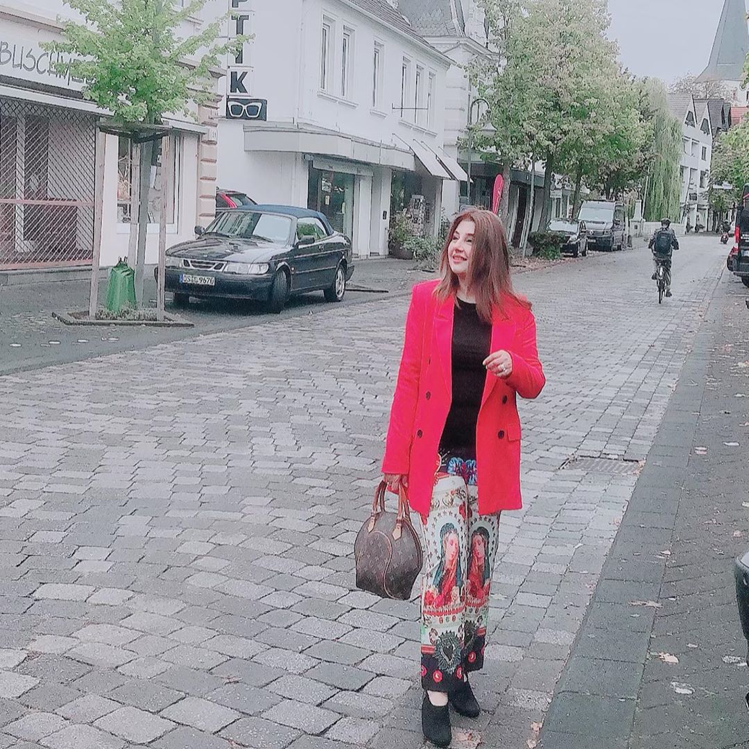 Javeria Saud Spotted in Switzerland for Pakistan Fashion Week 2019