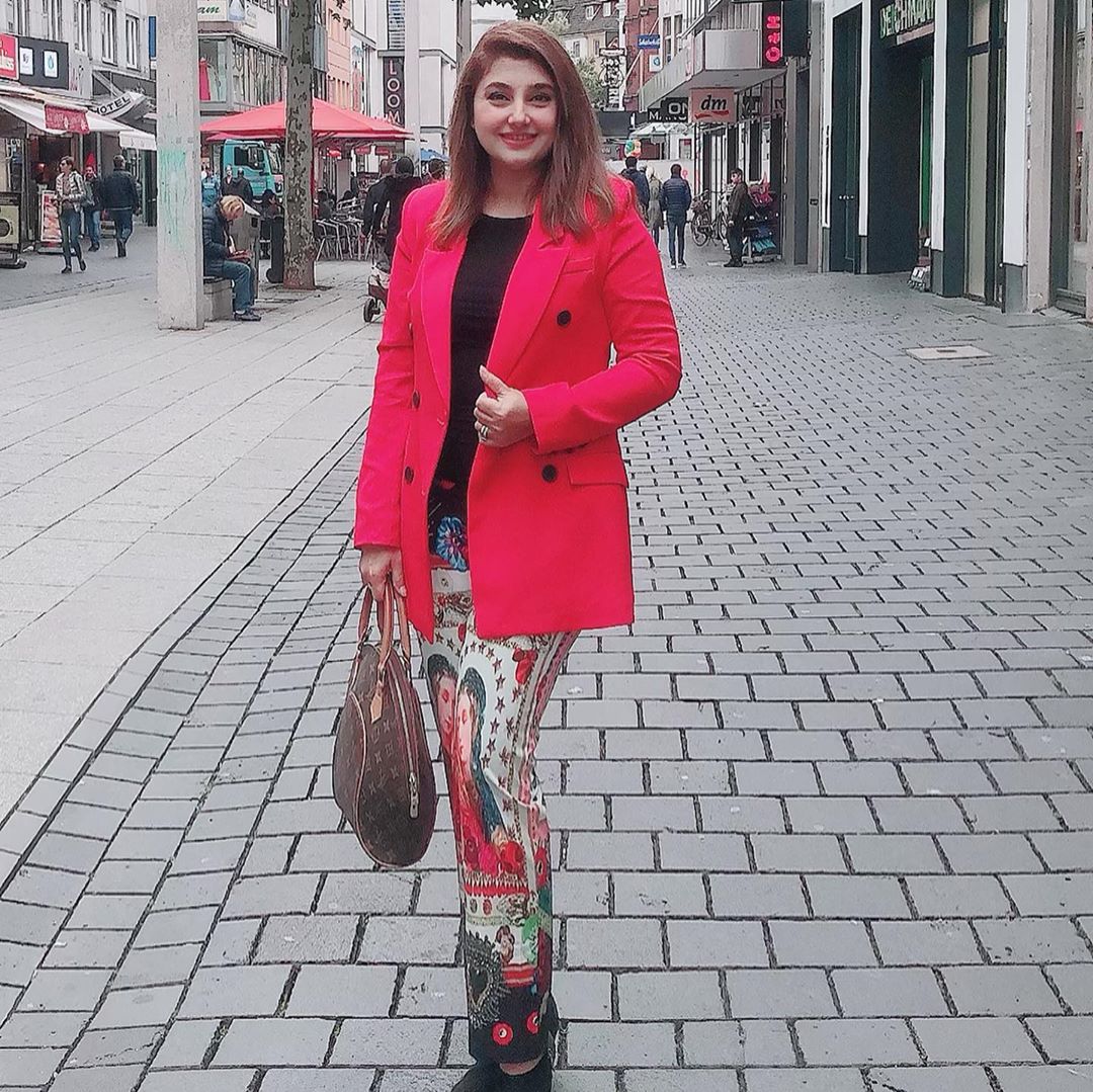 Javeria Saud Spotted in Switzerland for Pakistan Fashion Week 2019