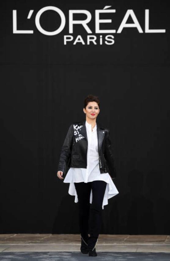 Mahira Khan Stole The Show At Paris Fashion Week Ramp