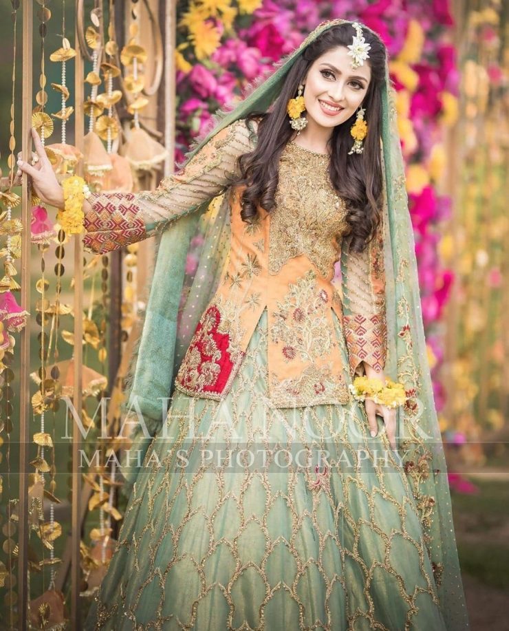 Top 10 Bridal Looks Of Ayeza Khan Reviewitpk 