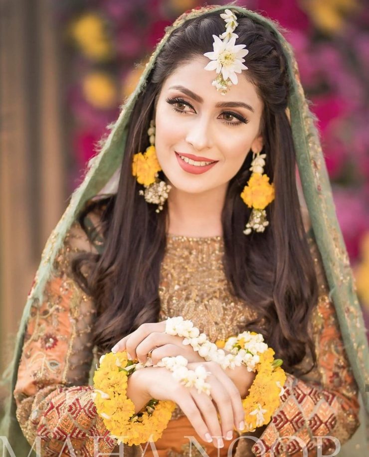 Top 10 Bridal Looks of Ayeza Khan | Reviewit.pk