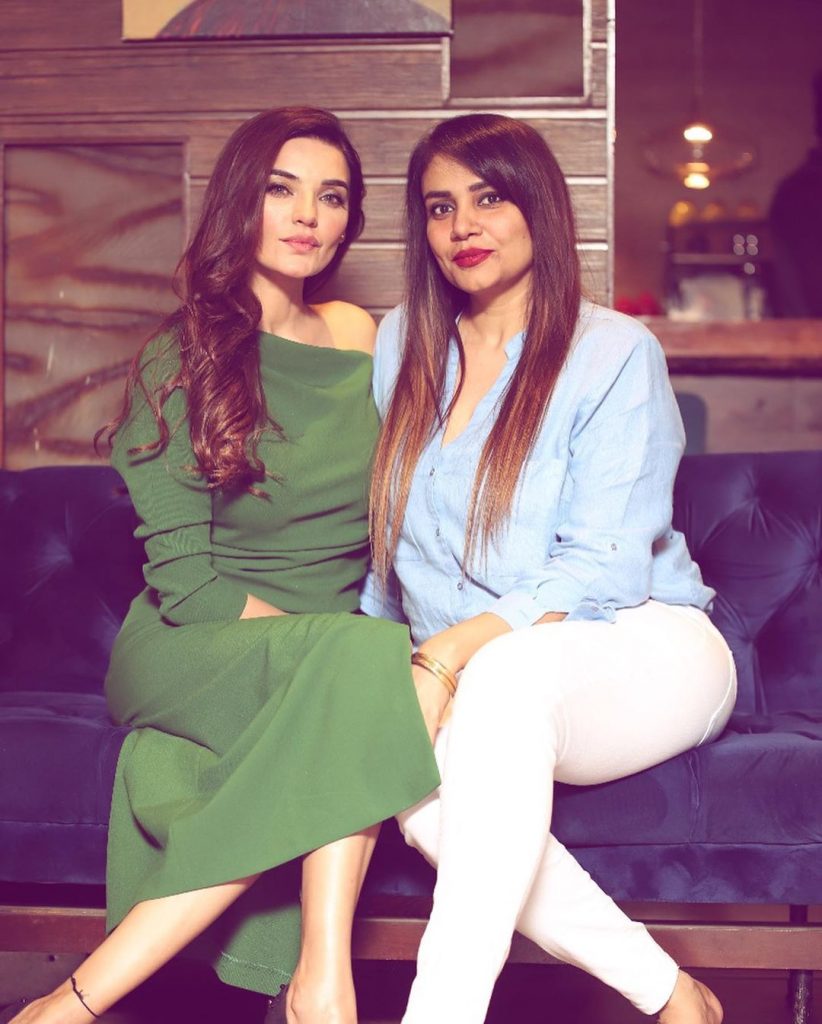 Sadia Khan Throws A Grand Party On Occasion Of Her Birthday