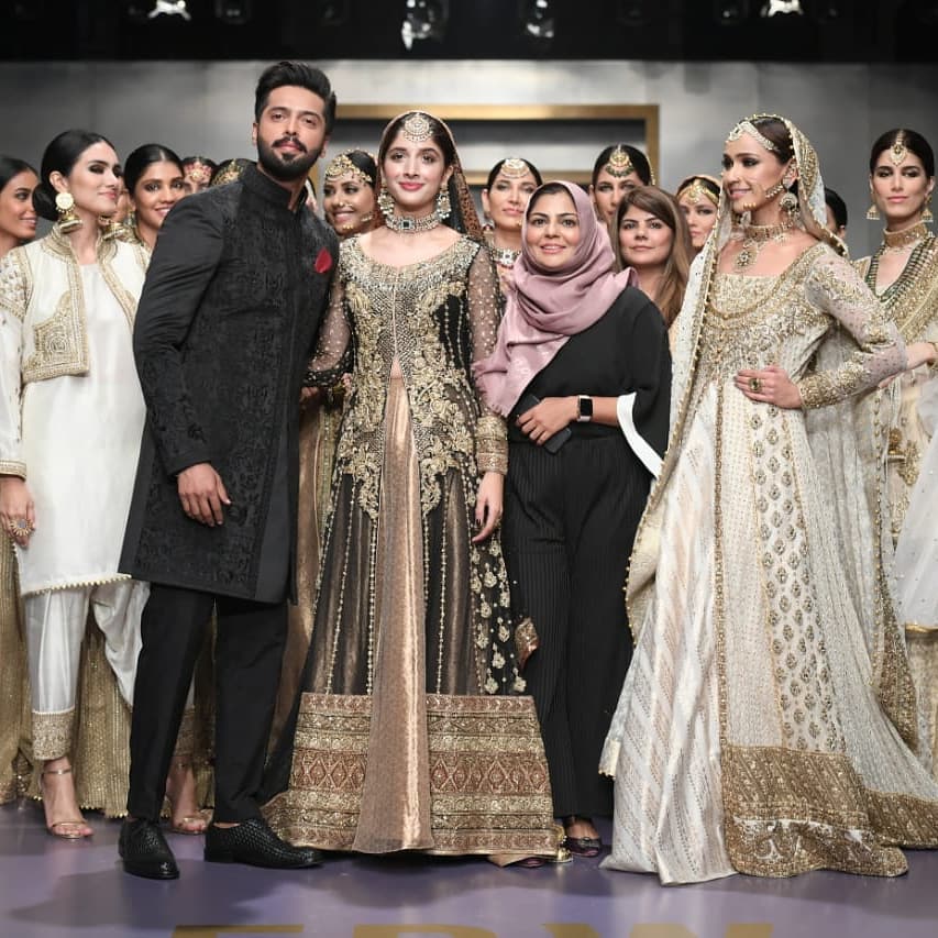 Fahad Mustafa and Mawra Hocane Walked at Ramp for Zainab Chottani at FPW19