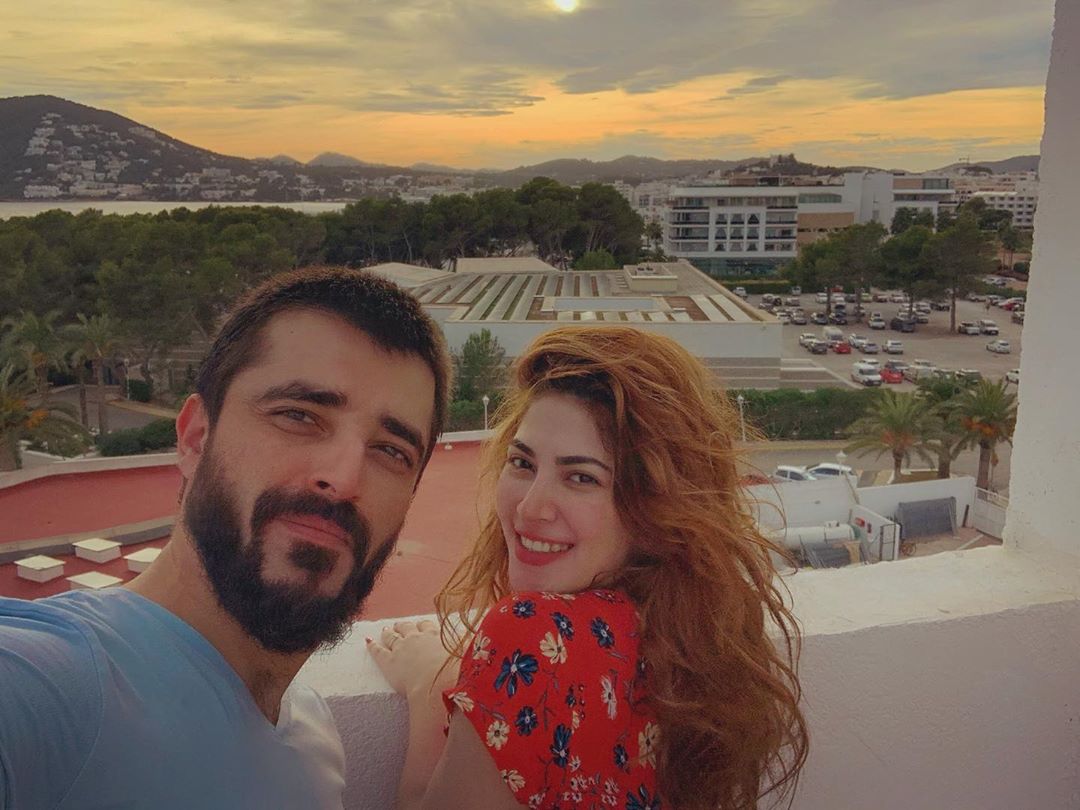 Hamza Ali Abbasi and Naimal Khawar Enjoying Their Honeymoon in Spain