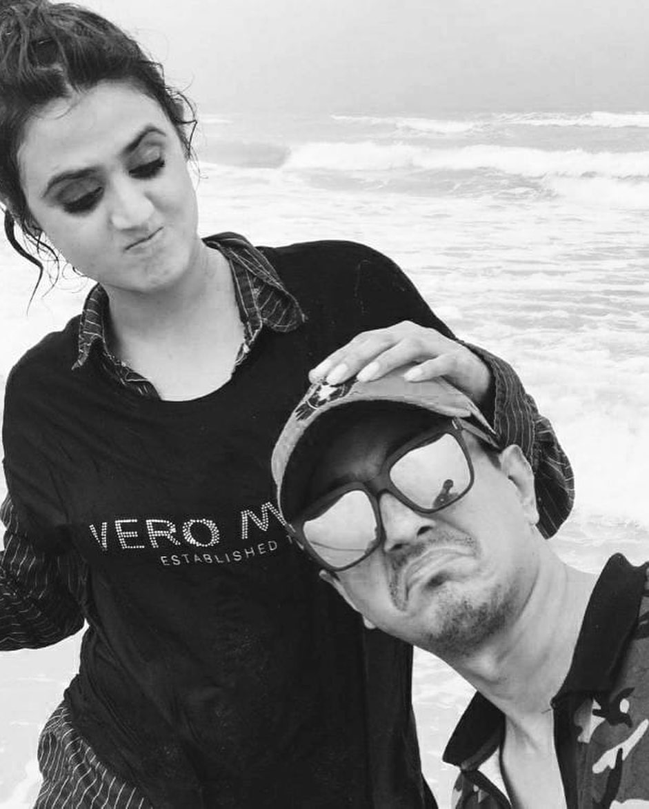 Hira Mani Shared Pictures with Her Brother in Law from a Family Picnic