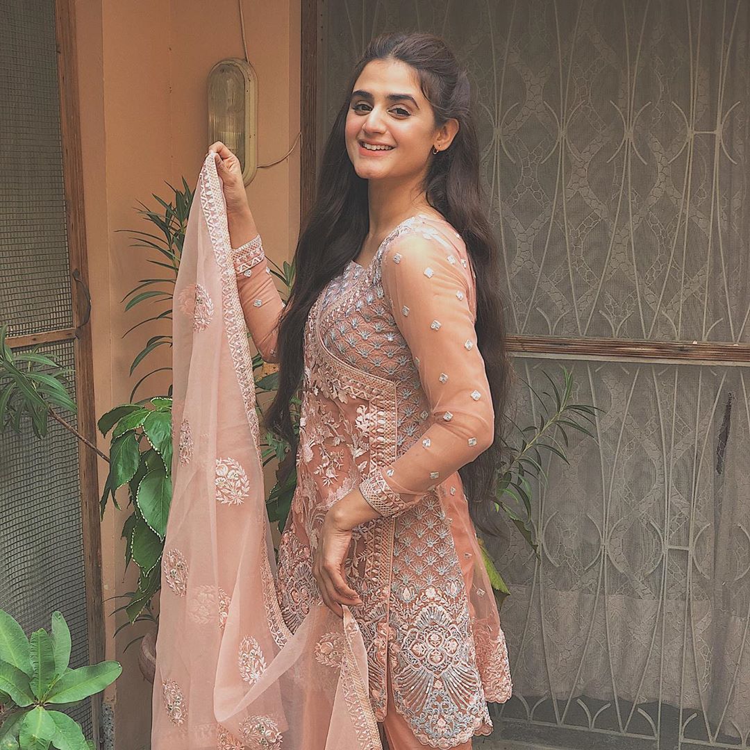 Latest Photo Shoot of Beautiful Actress Hira Mani