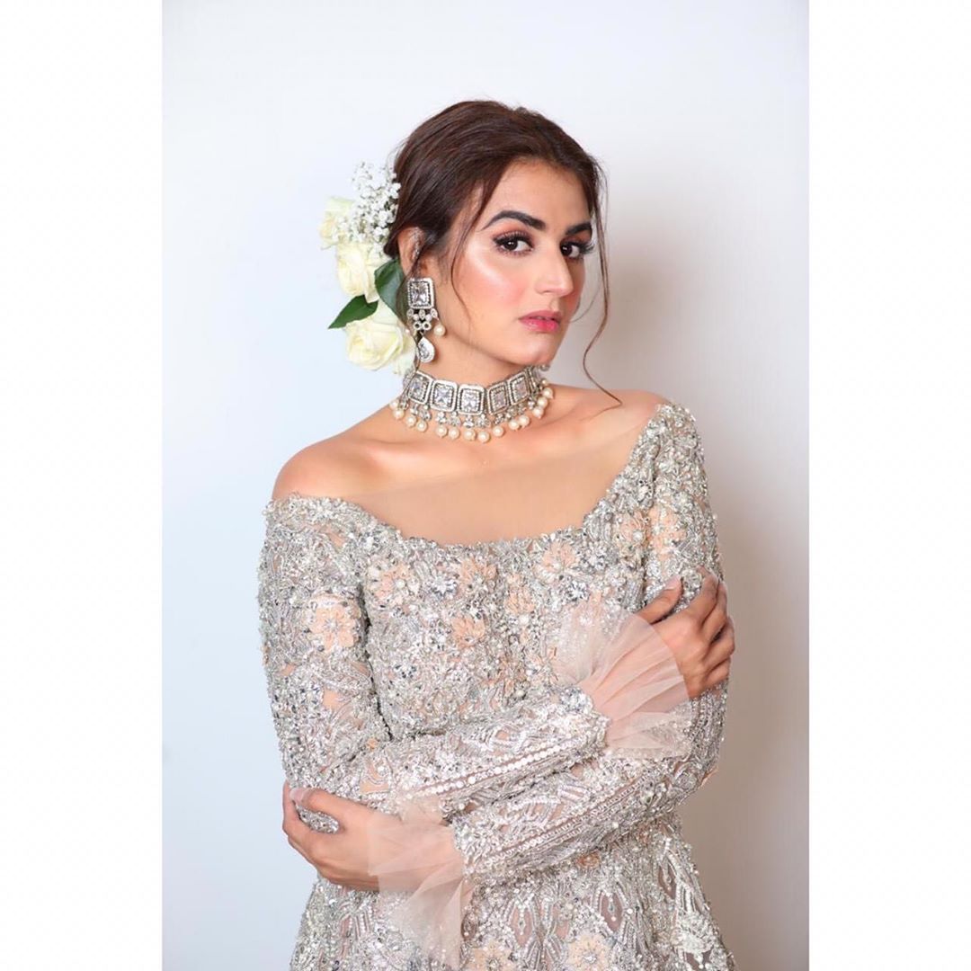 Hira Mani is Looking Gorgeous in this Beautiful Outfit