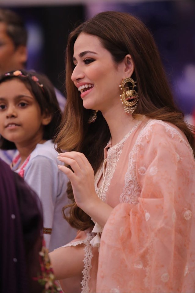 Actress Sana Javed Appeared in Jeeto Pakistan with Fahad Mustafa