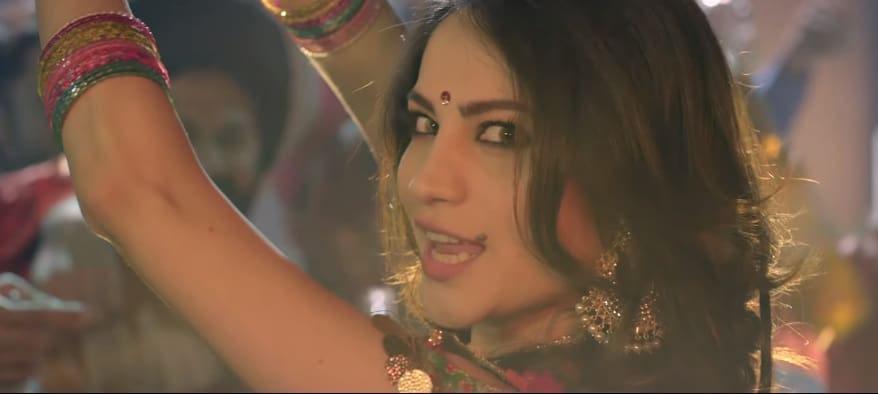 Neelam Muneer Did An Item Song In Order To Serve The Country