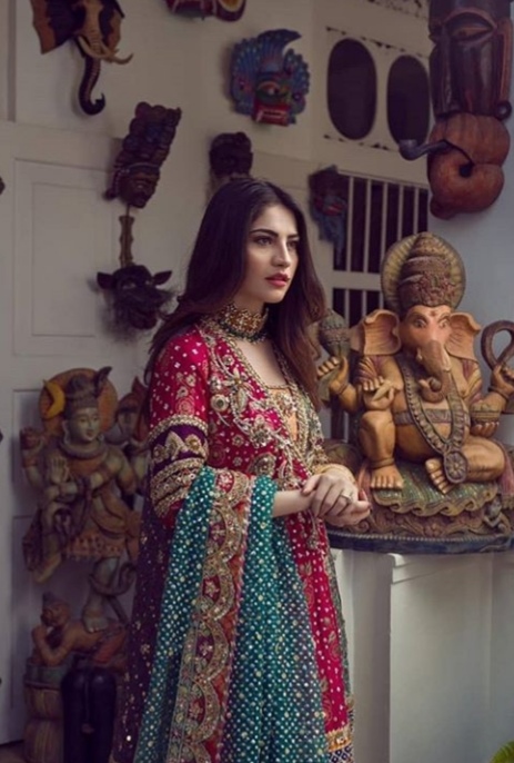 Latest Photo Shoot of Beautiful Actress Neelum Muneer