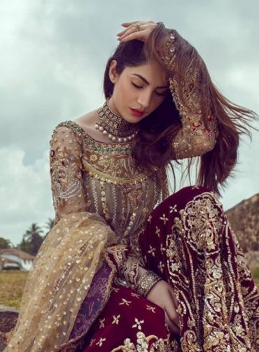 Latest Photo Shoot of Beautiful Actress Neelum Muneer | Reviewit.pk