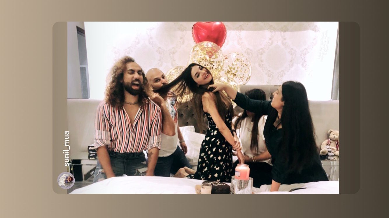 Beautiful Sadia Khan Celebrating her Birthday with Friends