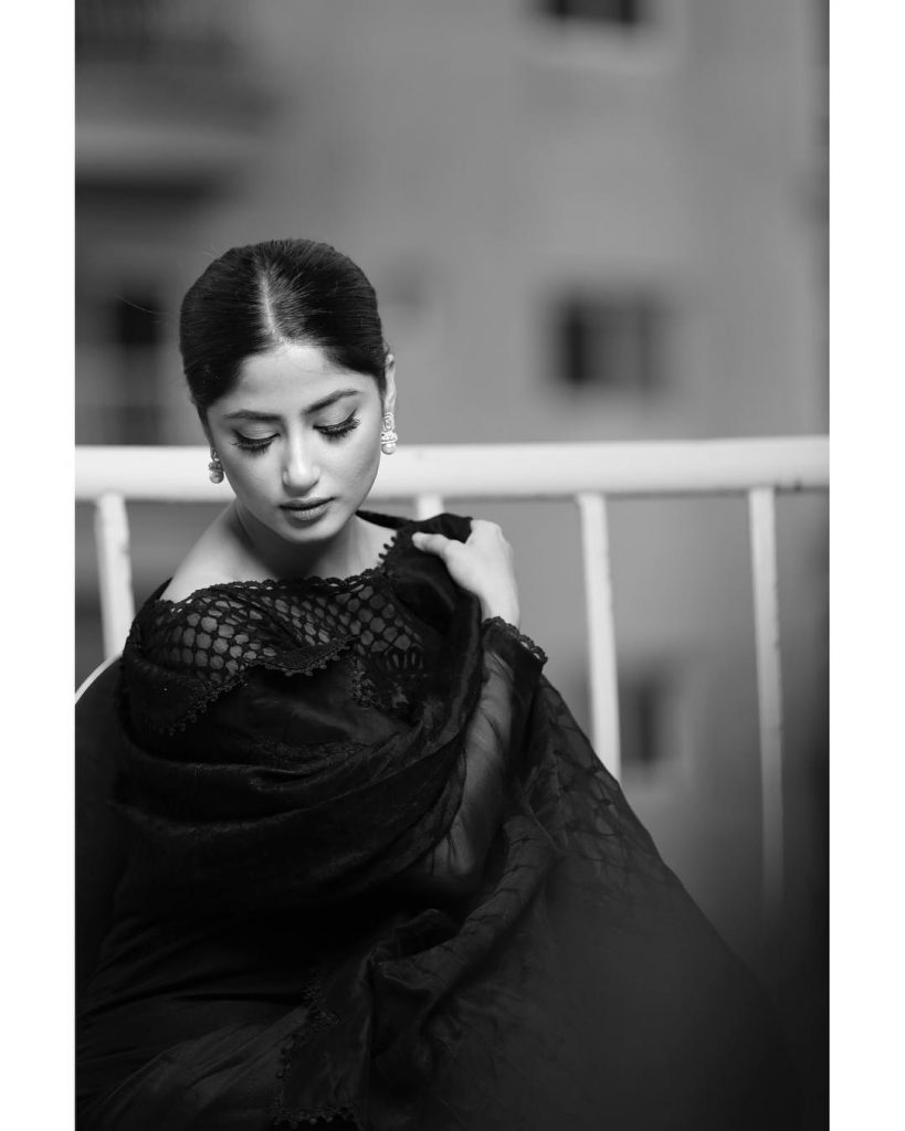 Latest Beautiful Photo Shoot Of Gorgeous Actress Sajal Ali Reviewitpk 