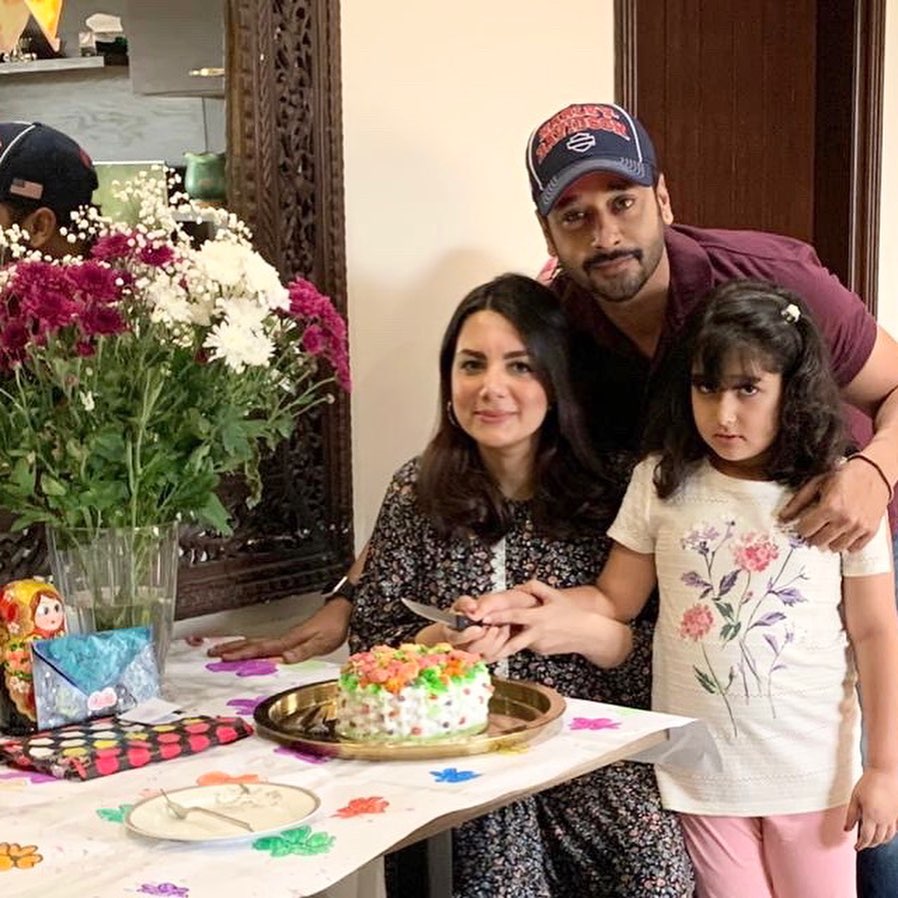 Faisal Qureshi Celebrated His Wife Sana Faysal Birthday with his Daughter at Home