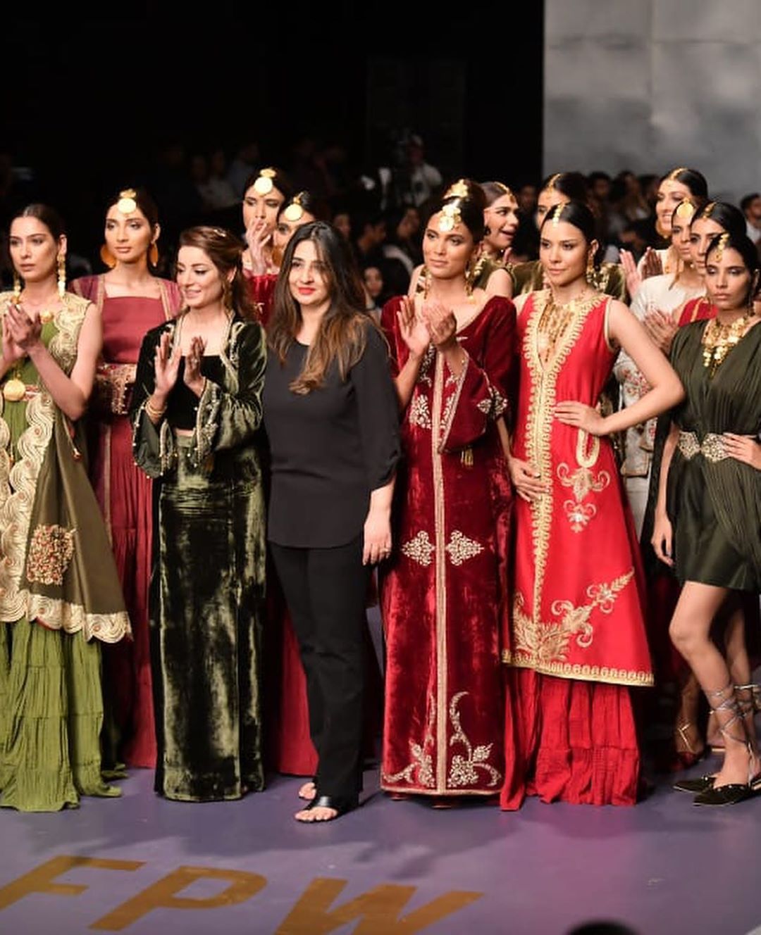 Actress Sarwat Gillani Walked on Ramp at Fashion Pakistan Week-Winter Festive ’19