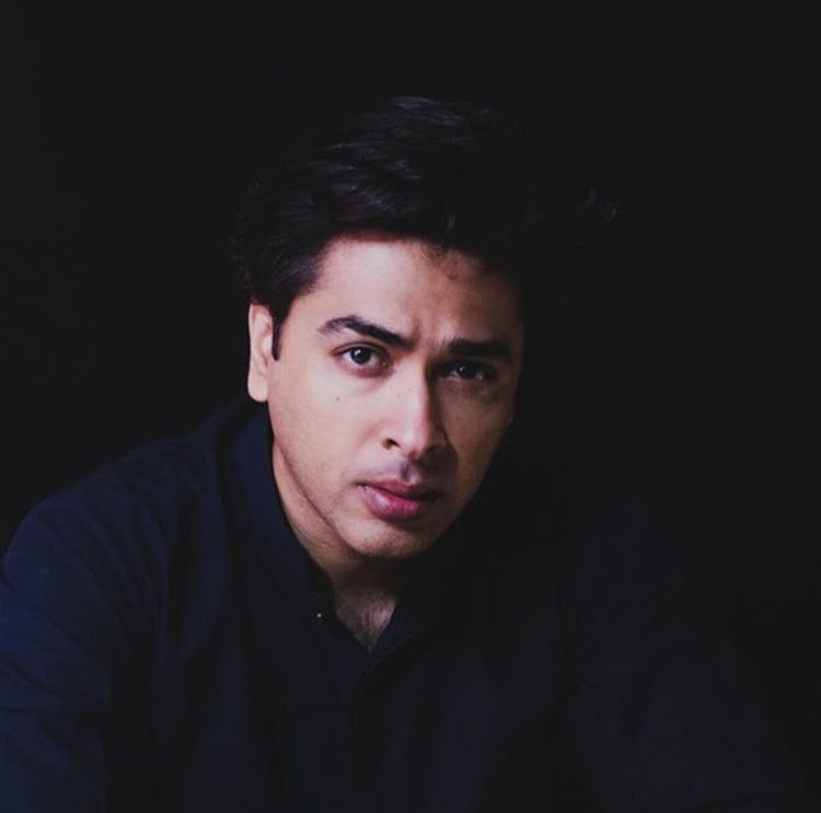 Shehzad Roy Shared A Cute Moment With His Son