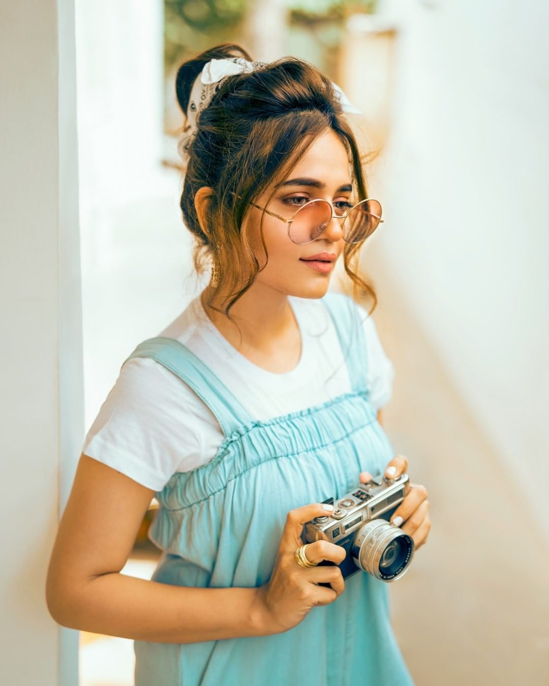 Sumbul Iqbal is Looking Gorgeous in her trendy look for Latest Photo shoot