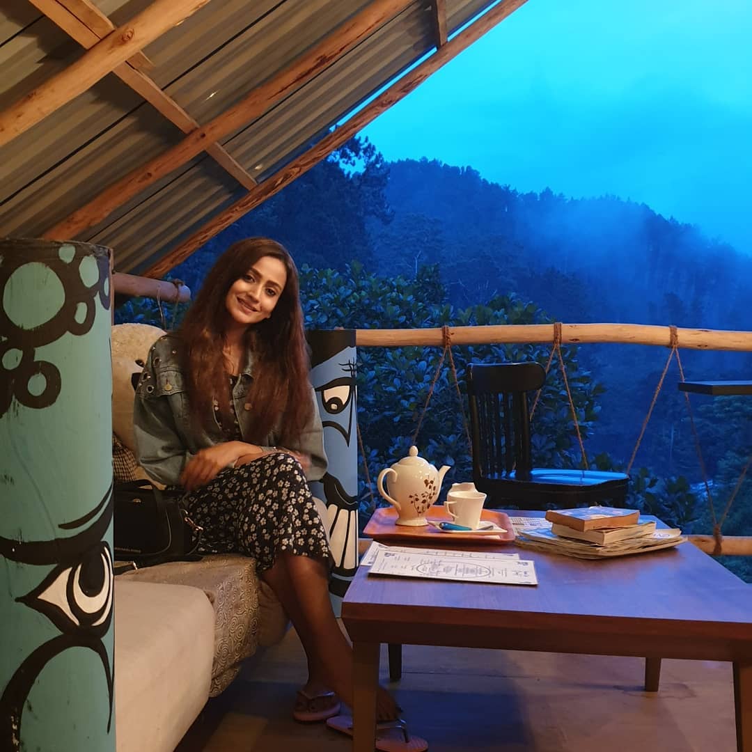 Latest Clicks of Beautiful Actress Zarnish Khan