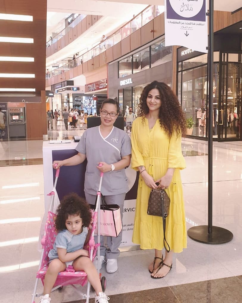 Latest Clicks of Singer Annie Khalid with her Cute Daughter Isha