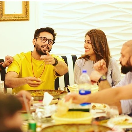 Actor Fahad Mustafa Having Dinner at Iqrar ul Hassan Restaurant in Karachi