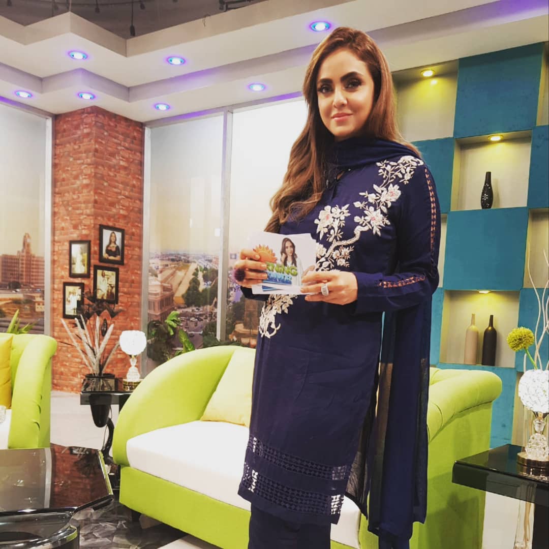 Latest Clicks of Beautiful Hina Altaf From Morning Shows of Nida Yasir and Nadia Khan