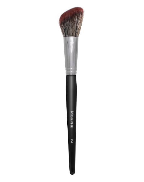 Makeup brushes you need for a flawless look