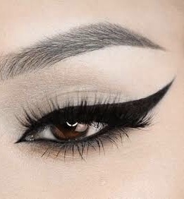 13 different eyeliner looks to try out