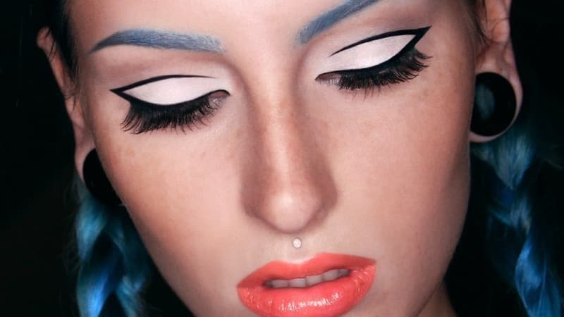 13 different eyeliner looks to try out