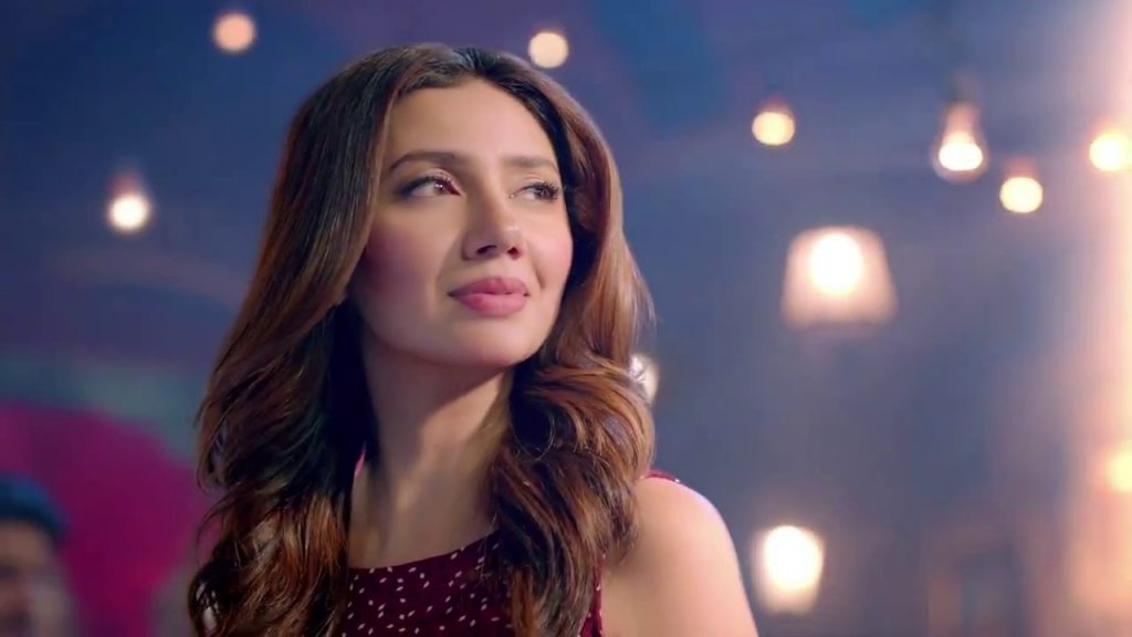 Mahira Khan Becomes The First Pakistani On Instagram To Hit 5 Million Followers