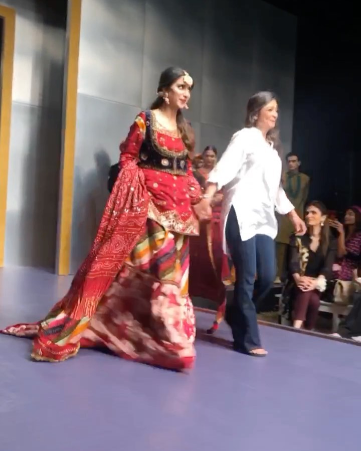 Beautiful Saboor Aly Walked on Ramp at Fashion Pakistan Week-Winter Festive ’19