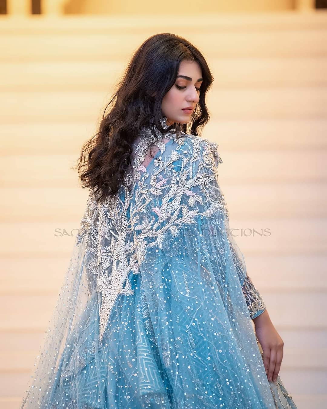 Latest Beautiful Photo Shoot of Gorgeous Actress Sarah Khan