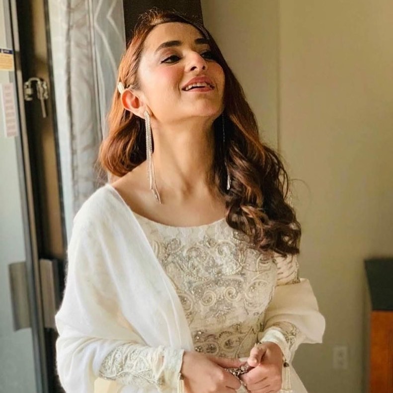Beautiful Actress Yumna Zaidi at Hum Awards 2019