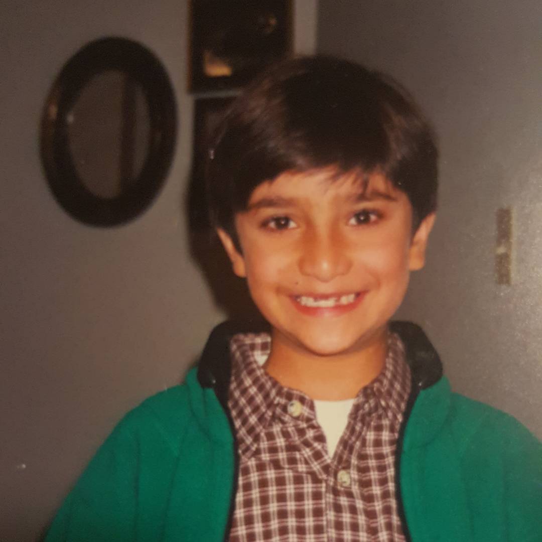Ahad Raza Mir shares cute picture from childhood | Reviewit.pk