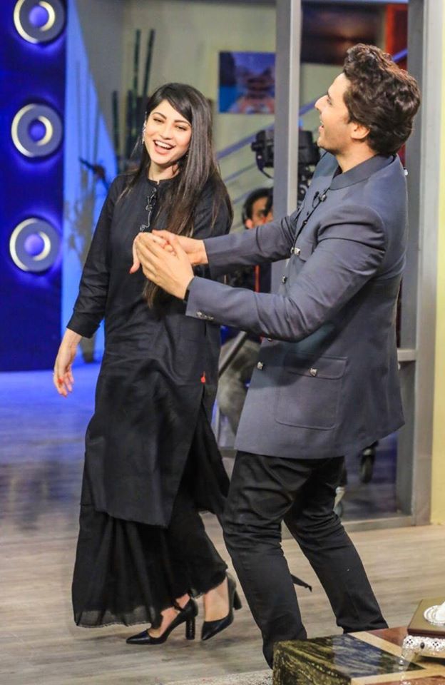 Ahsan Khan Celebrates 50th Episode of Bol Nights with Ahsan Khan With the Gorgeous Neelam Muneer