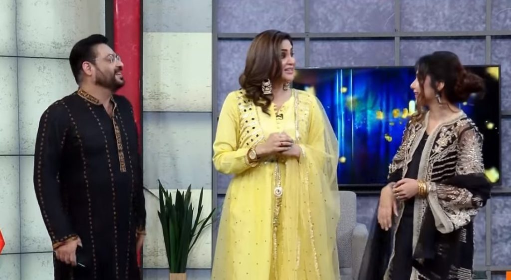 Amir Liaquat Proposed Fiza Ali In Front Of His Wife Tuba Amir