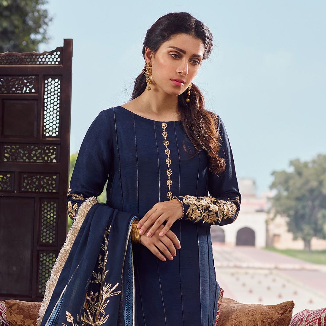 Ayeza Khan'a Latest Photo Shoot for Qalamkar