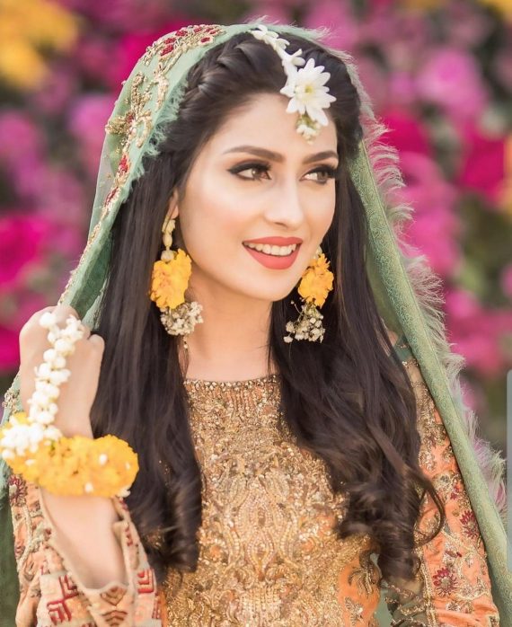 Ayeza Khan | 20 Secrets You Didn't Know About Her | Reviewit.pk