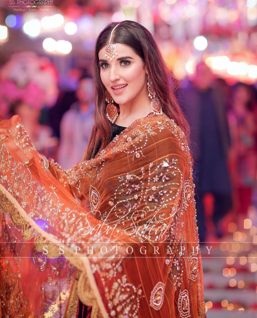 Beautiful Clicks of Gorgeous Hareem Farooq from Recent Wedding Event