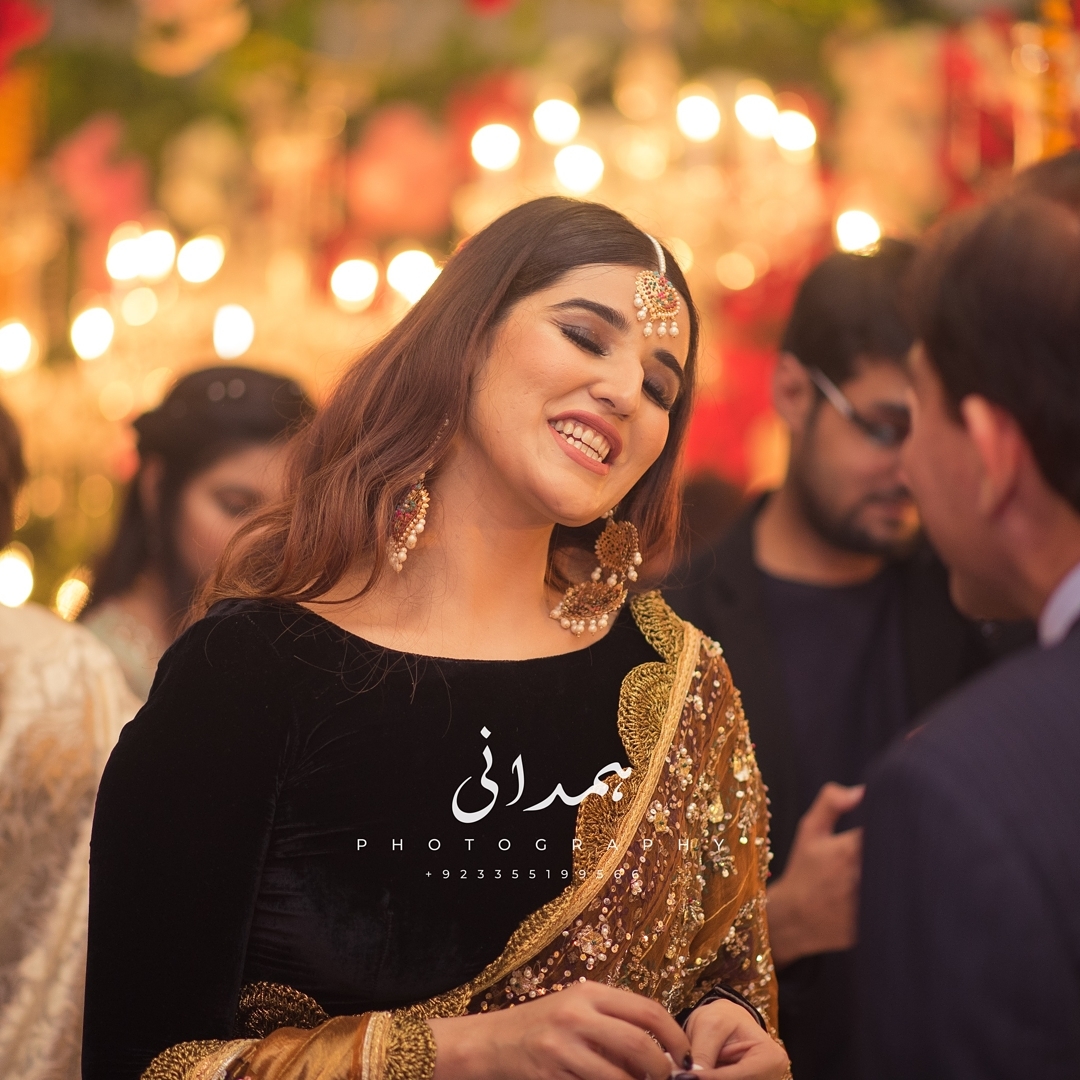 Beautiful Clicks of Gorgeous Hareem Farooq from Recent Wedding Event