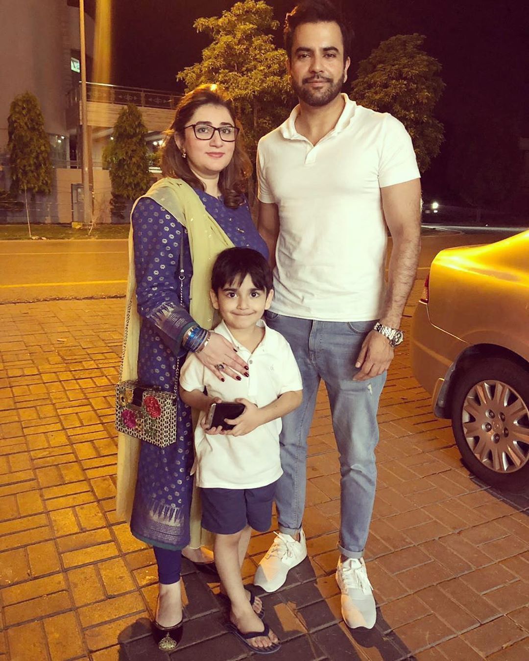 Latest Clicks of Junaid Khan with his Wife and Sons