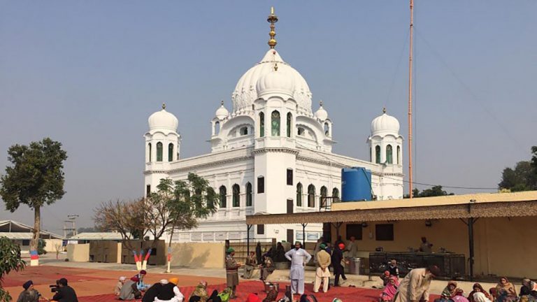 Celebrities congratulate PM Imran Khan on opening of Kartarpur Corridor
