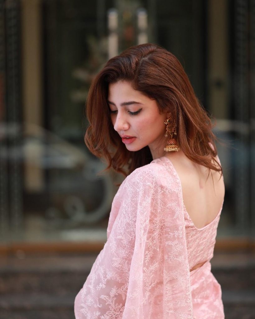 Mahira Khan Attended Faiz Literature Festival