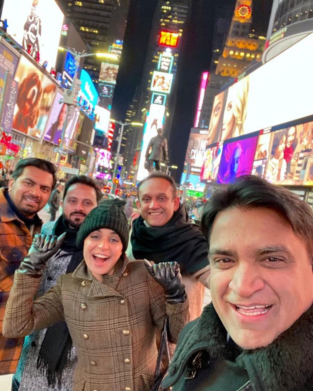 Latest Clicks of Actress Meera from New York USA