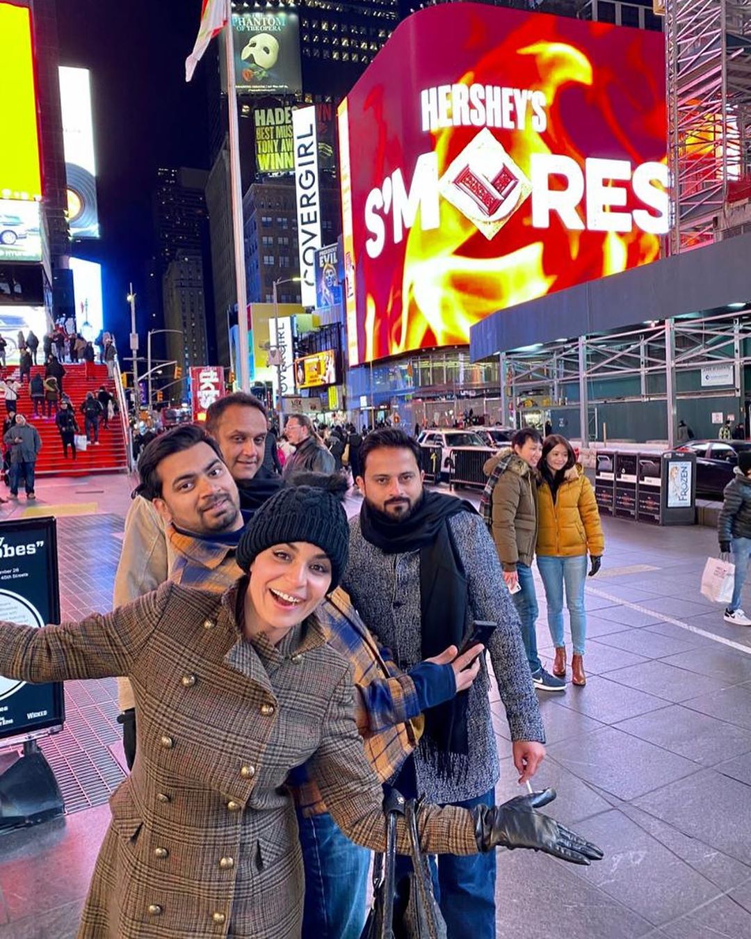 Latest Clicks of Actress Meera from New York USA