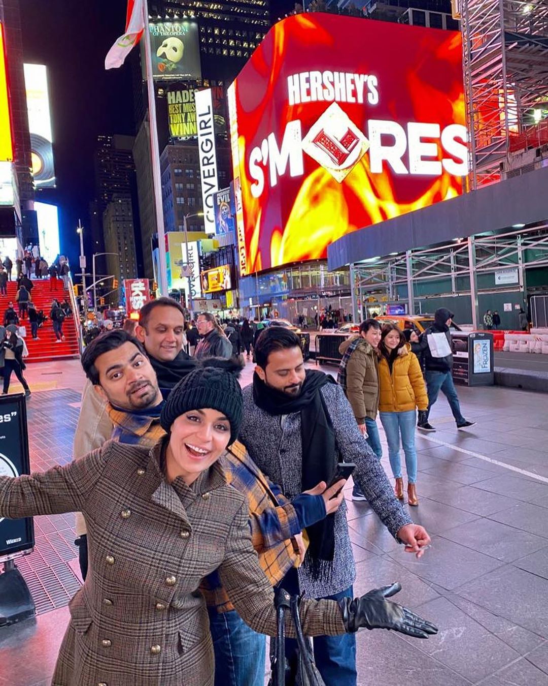 Latest Clicks of Actress Meera from New York USA