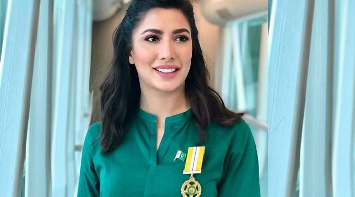 Mehwish Hayat's Live Concert In Lahore