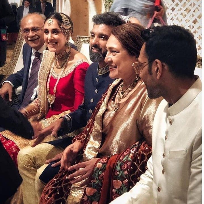 Mira Sethi's Beautiful Clicks with Family on Her Wedding Reception