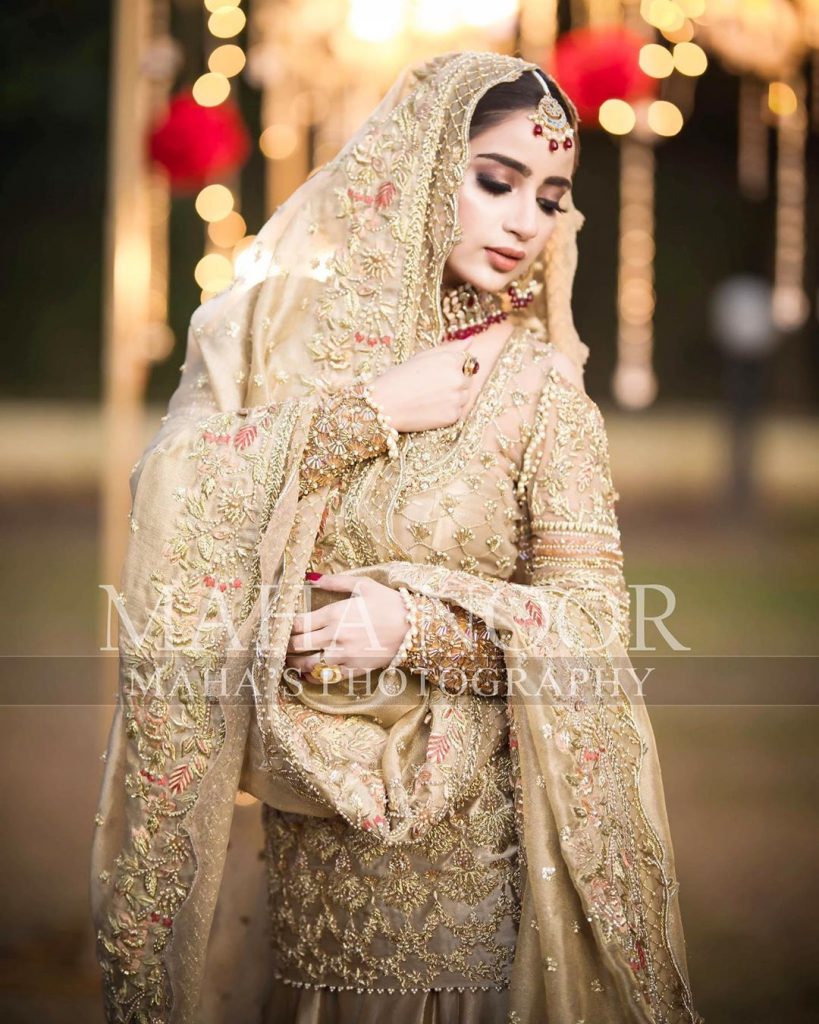 Latest Beautiful Bridal Photo Shoot of Saboor Ali | Reviewit.pk